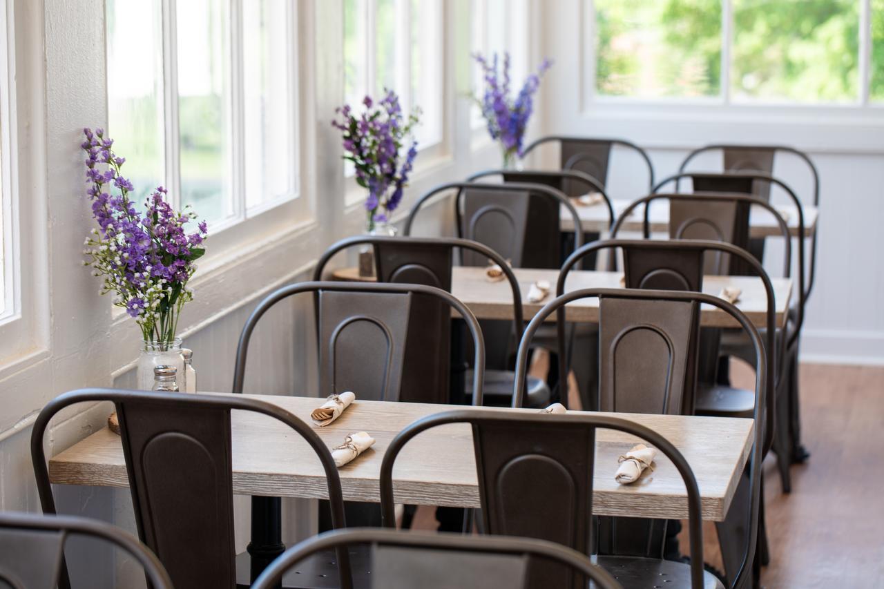 The Blackburn Inn And Conference Center Staunton Eksteriør billede